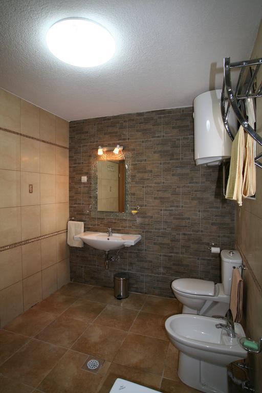 Holiday Home Ametist Котор Екстер'єр фото