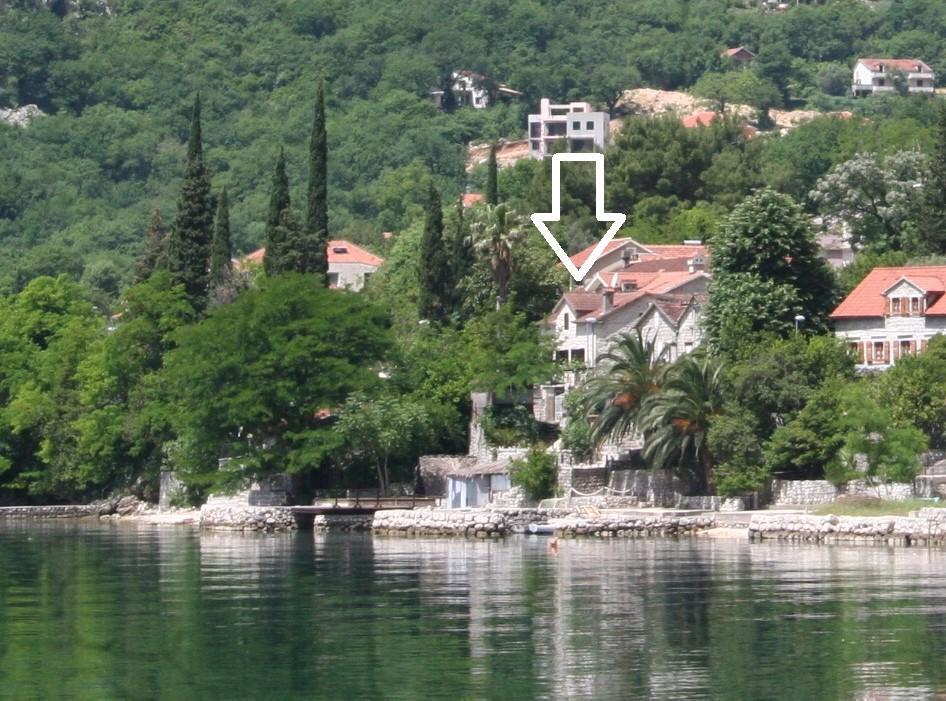 Holiday Home Ametist Котор Екстер'єр фото