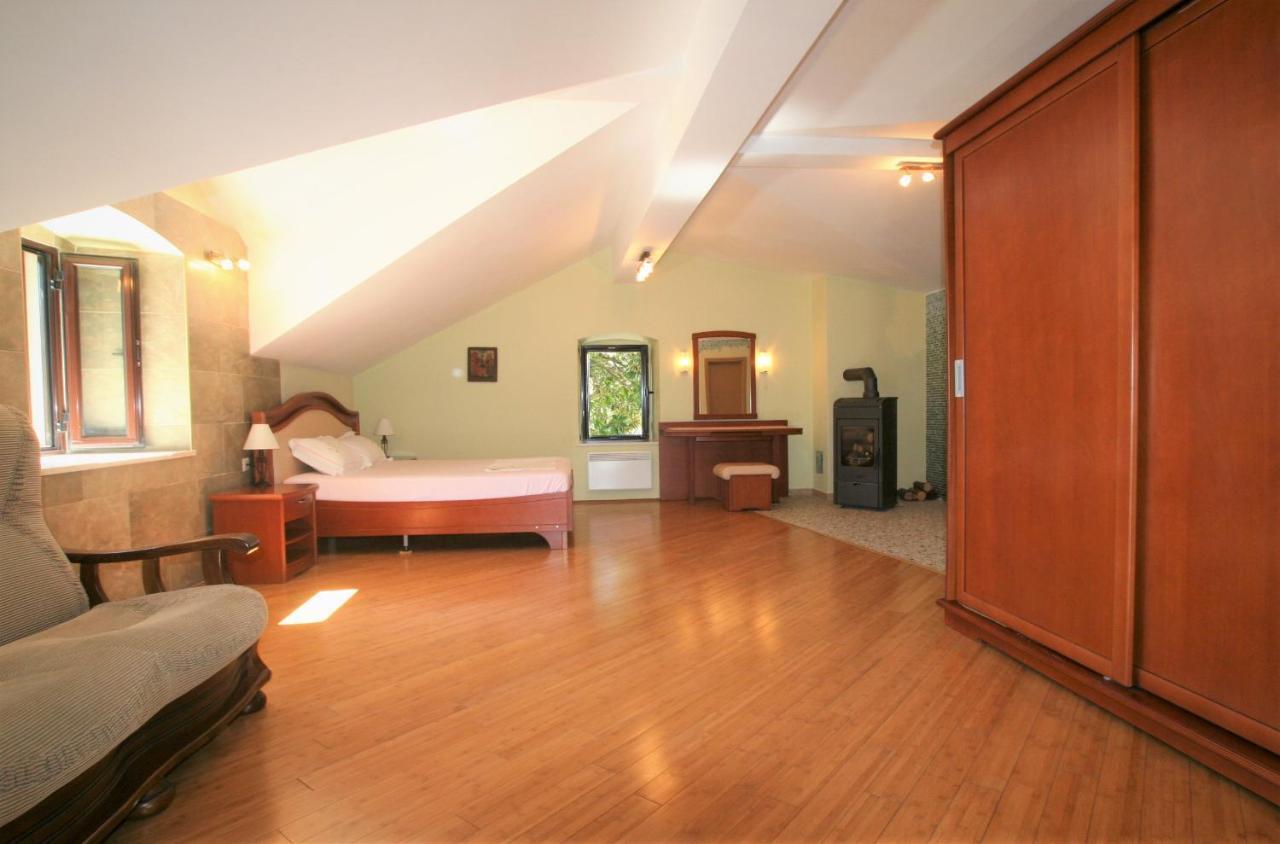 Holiday Home Ametist Котор Екстер'єр фото